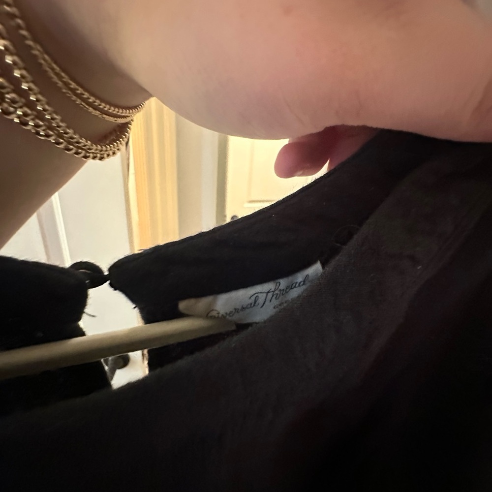 black universal thread maxi